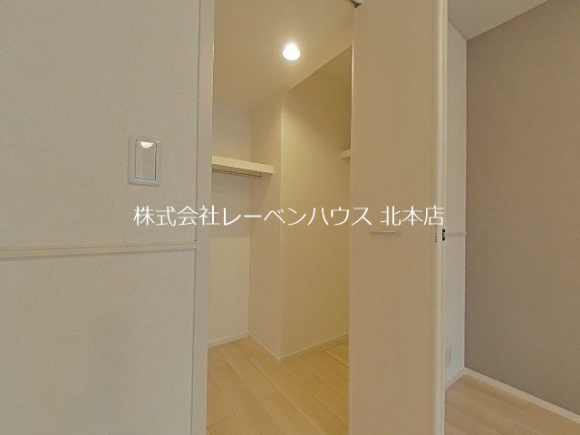 シャトンノアール鴻巣 収納