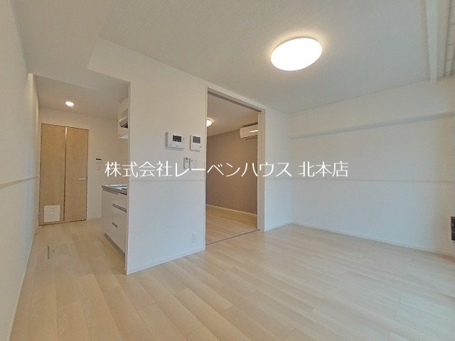 シャトンノアール鴻巣 リビング