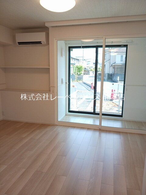 シャトンノアール鴻巣 リビング