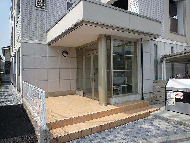 オーブソレイユ エントランス