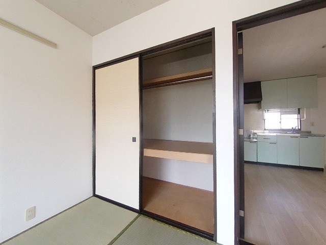 アネシスD棟 収納