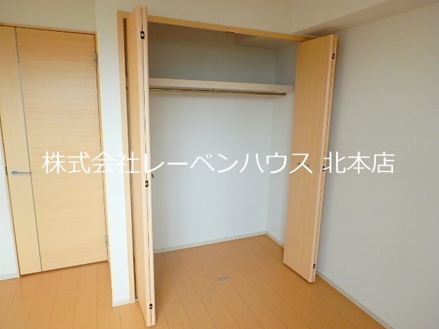 ティングローブIX 収納