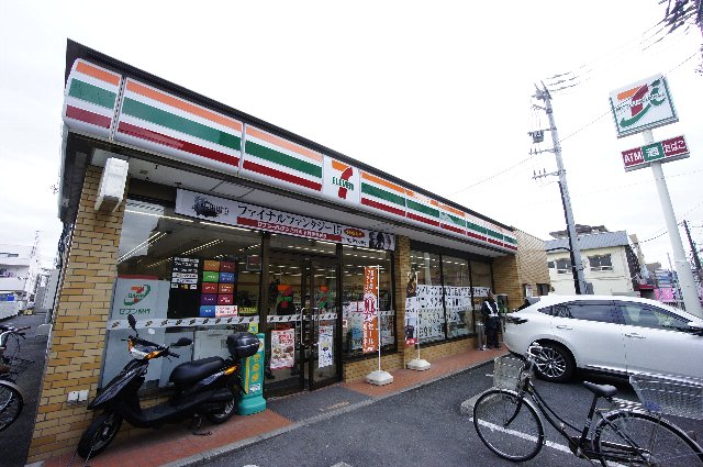 千葉県船橋市本中山４丁目 コンビニ
