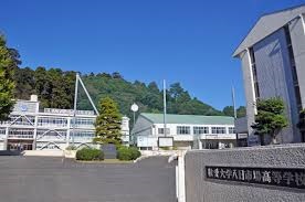 千葉県市川市欠真間２丁目 中学校