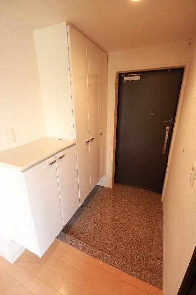 千葉県松戸市東松戸２丁目 玄関