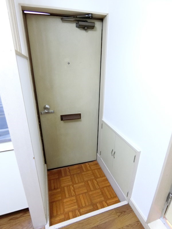 福栄ハイム 玄関