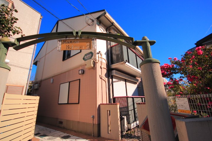 千葉県船橋市本中山２丁目 エントランス
