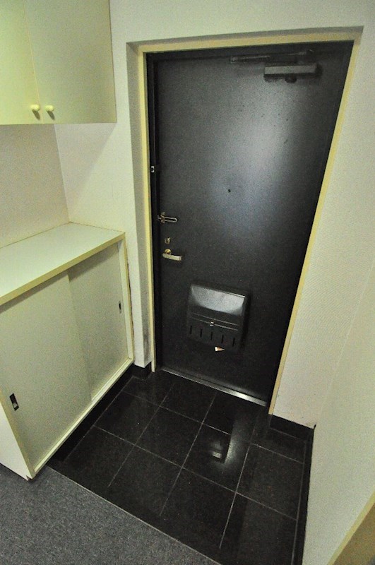 ローズガーデン１番館 玄関