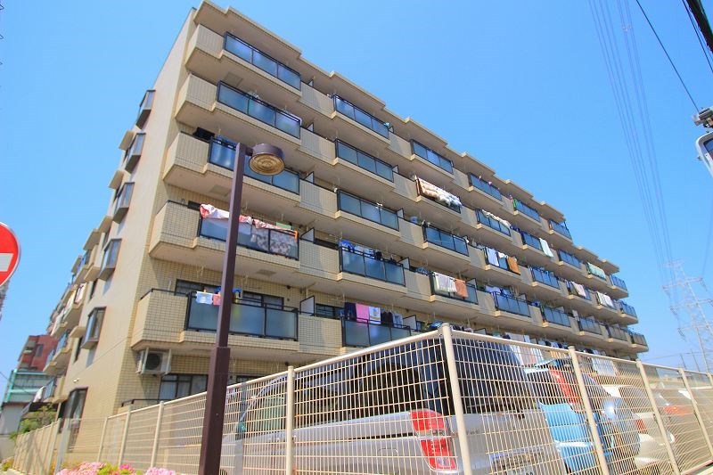 エステートシンサダ 外観