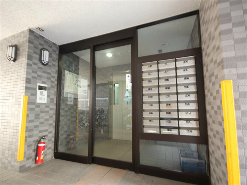 千葉県浦安市当代島１丁目 エントランス