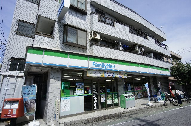ディアコート南行徳   コンビニ