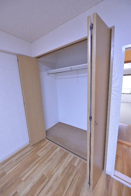 千葉県船橋市本中山５丁目 収納