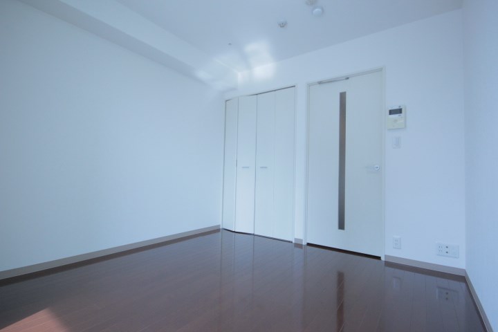 アゼスト浦安ステーション ベッドルーム