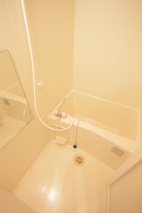 アゼスト浦安ステーション 風呂画像