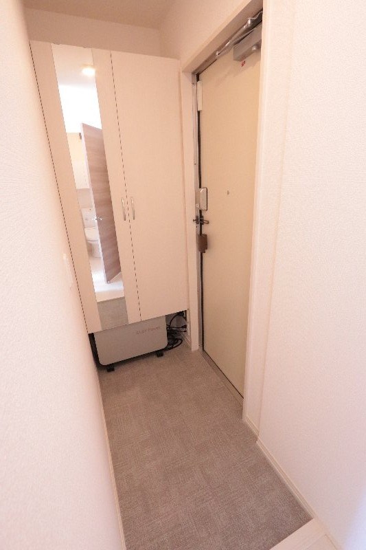 千葉県船橋市西船５丁目 玄関