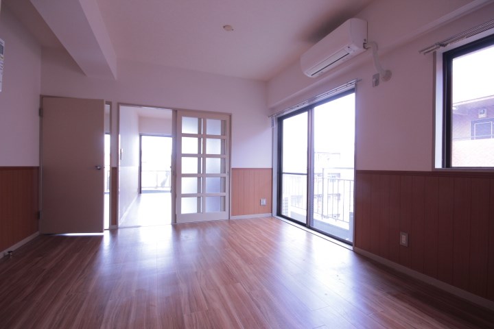 メゾン・ド・グリシーヌ リビング