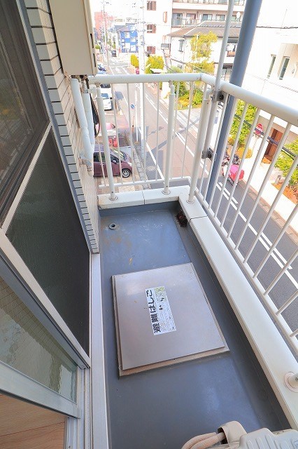 モア３ ベランダ