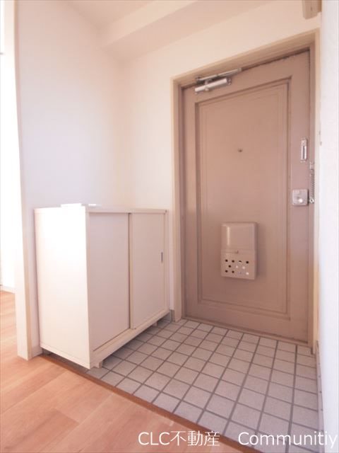 サンハイツ岩田 玄関