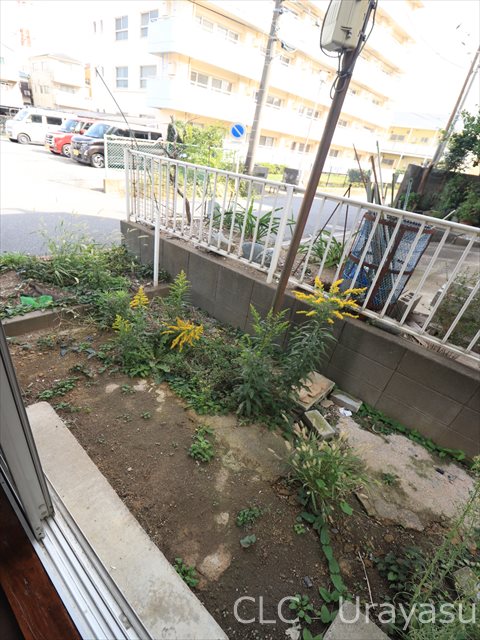 レオパレス南行徳 ベランダ