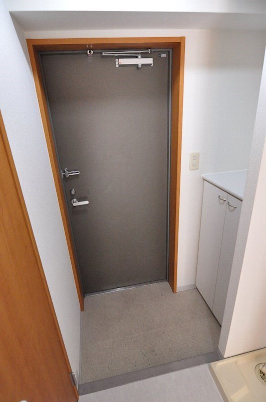 ＣＡＳＳＩＡ南行徳 玄関