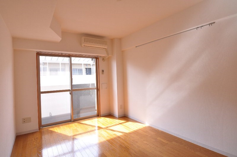 ＣＡＳＳＩＡ南行徳 リビング