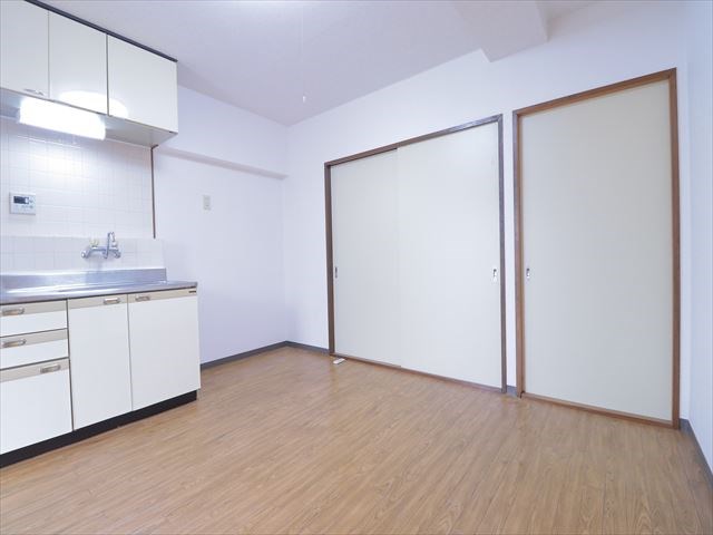 クイーンハイツ リビング