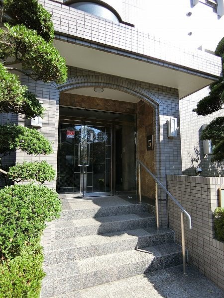 クレストガーデニア エントランス