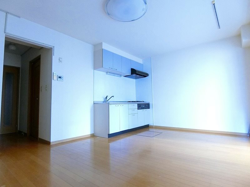 ヴィラ・アムール リビング