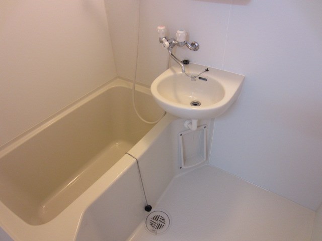 コープサカマキ 風呂画像