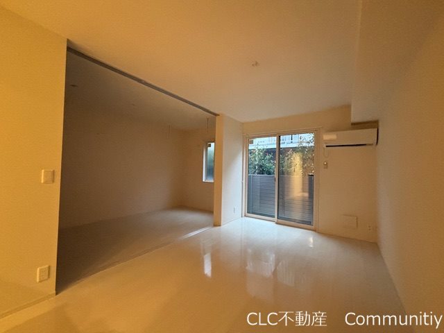 リヴェール舞浜 リビング