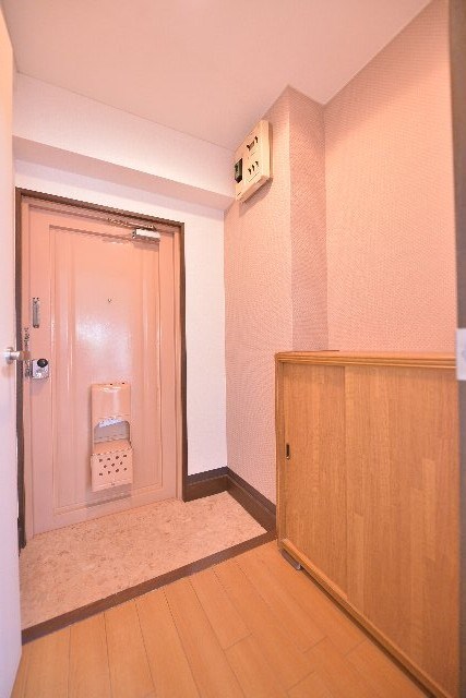 新海マンション 玄関