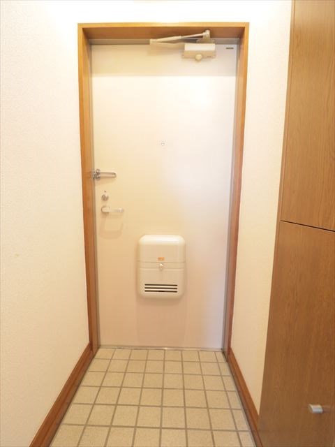 ツーステップ 玄関