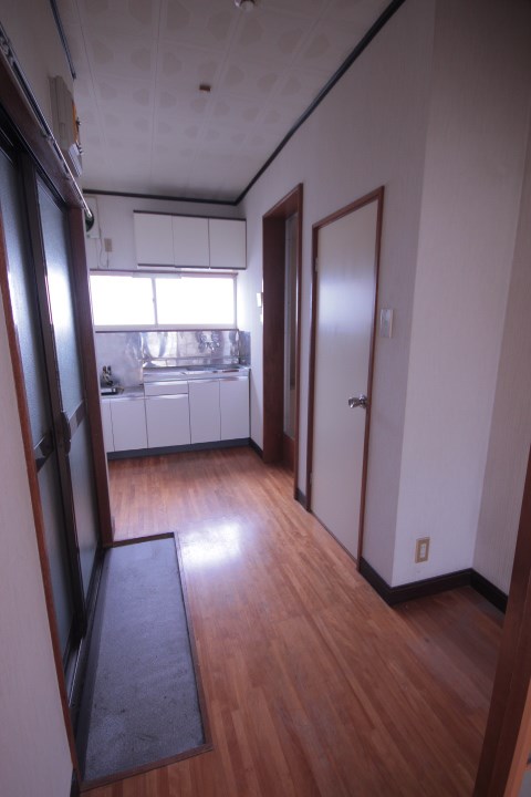 ハイツヨシノ 玄関