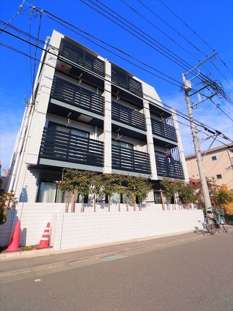 ＥＭＩＬＥ新浦安 外観