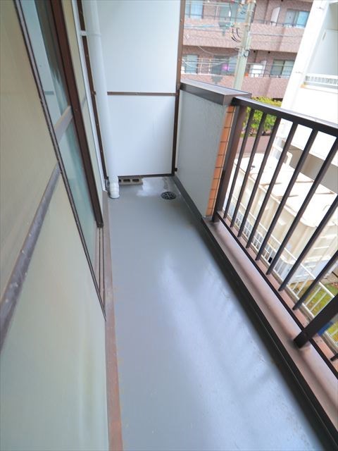 高山ハイツ ベランダ