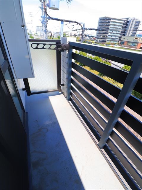 ＥＭＩＬＥ新浦安 ベランダ