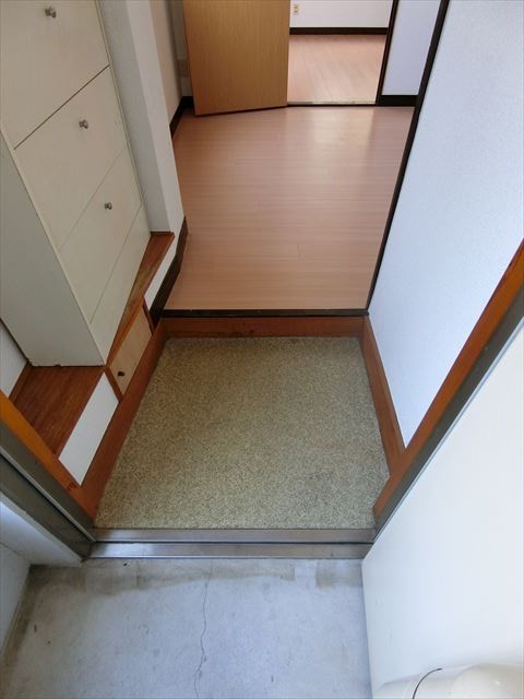 サンライズトミヤマ 玄関