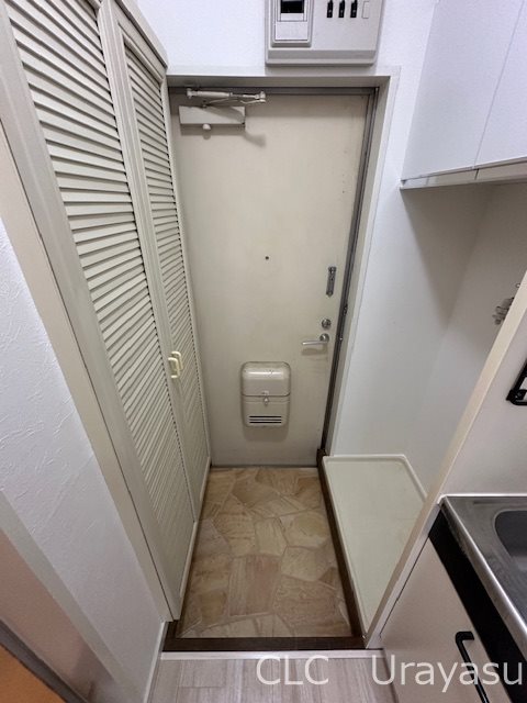 ニューアローズＭ 玄関