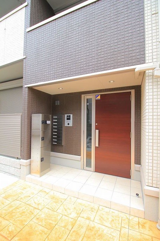 千葉県市川市相之川１丁目 エントランス