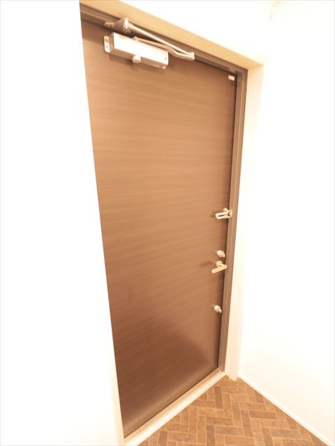 パステル・リオン 玄関