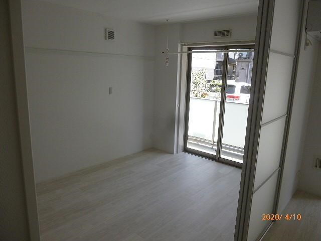 パステル・リオン ベッドルーム