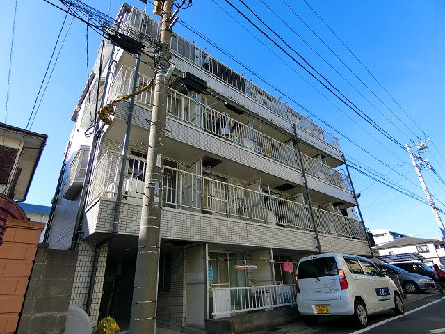 モア３ 外観
