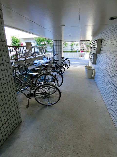 モア３ その他7