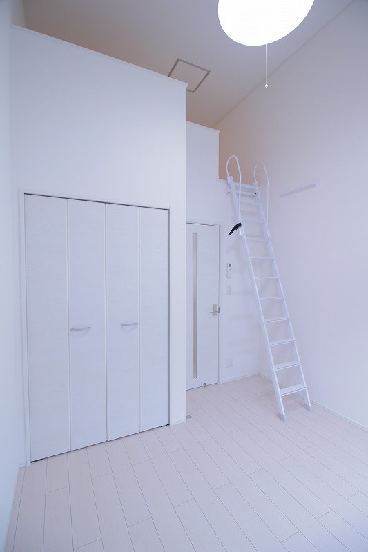 アロンジェ リビング