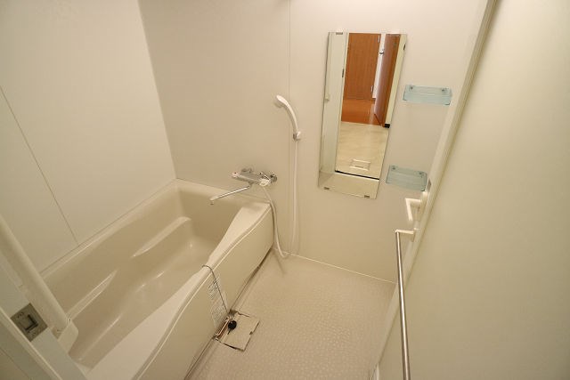 パシフィックロイヤルコートみなとみらいオーシャンタワー  風呂画像