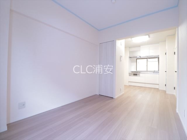 メゾンラフォーレ リビング