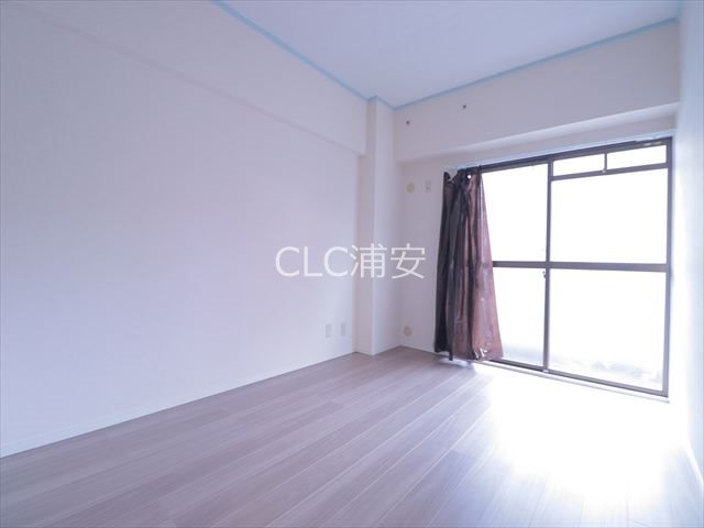 メゾンラフォーレ ベッドルーム