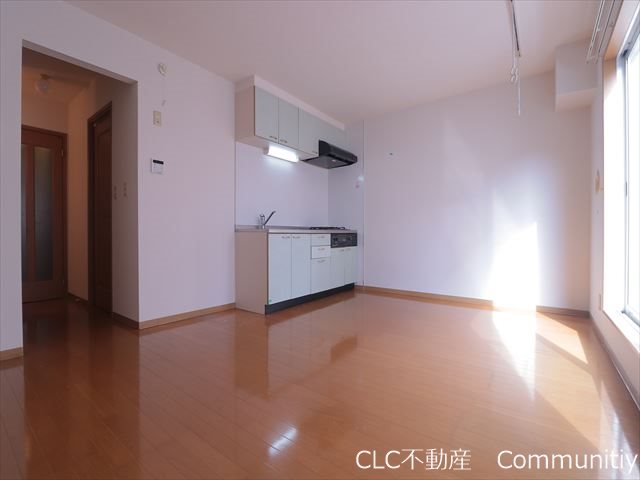 ヴィラ・アムール リビング