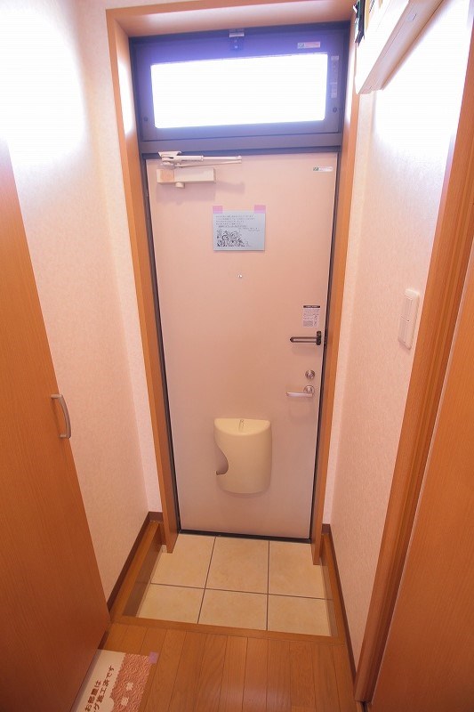 ドエル1 玄関