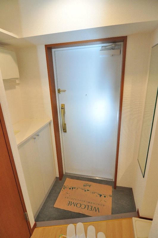 アジリア浦安 玄関